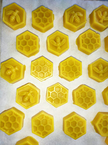 Natural Beeswax (hexagons)